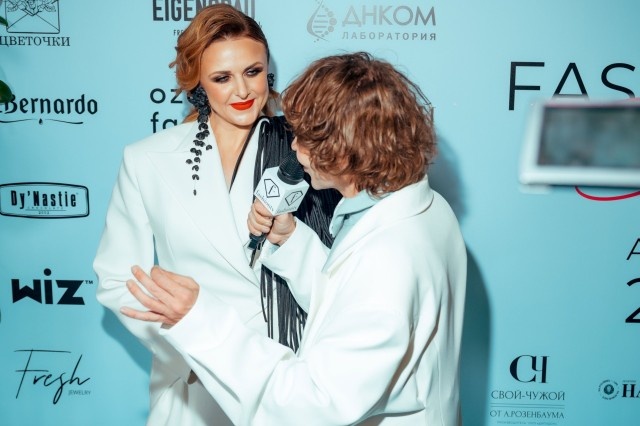 Юлия Исаева ДНКОМ