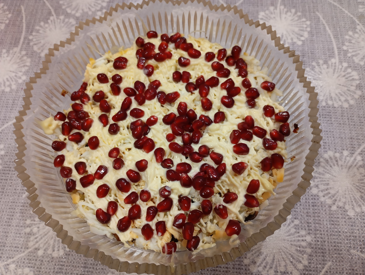 Гранатовый браслет в исполнении совсем не фудблогера - меня)