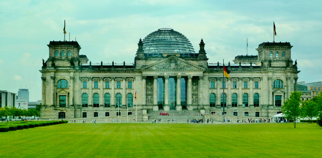 Берлин: шрамы, символы и шепот камней под ногами