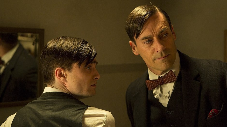 Кадры из сериала "Записки юного врача" (2012-2013).