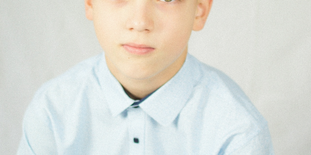 СЕРЁЖЕ НУЖНА СЕМЬЯ!!!