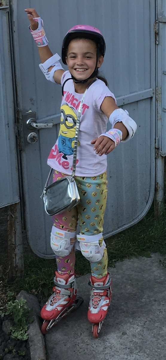 Фото автора. Алина год в семье