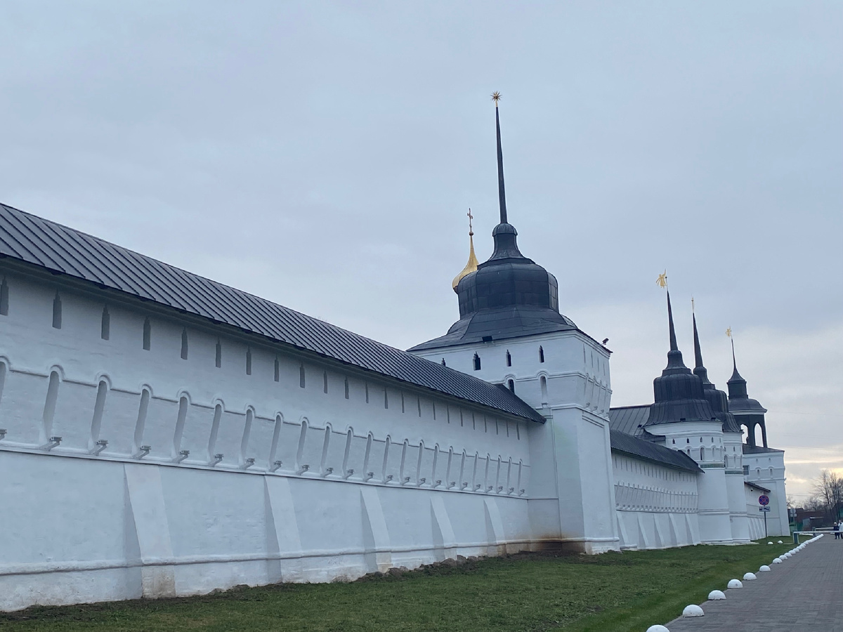 Свято-Введенский Толгский женский монастырь