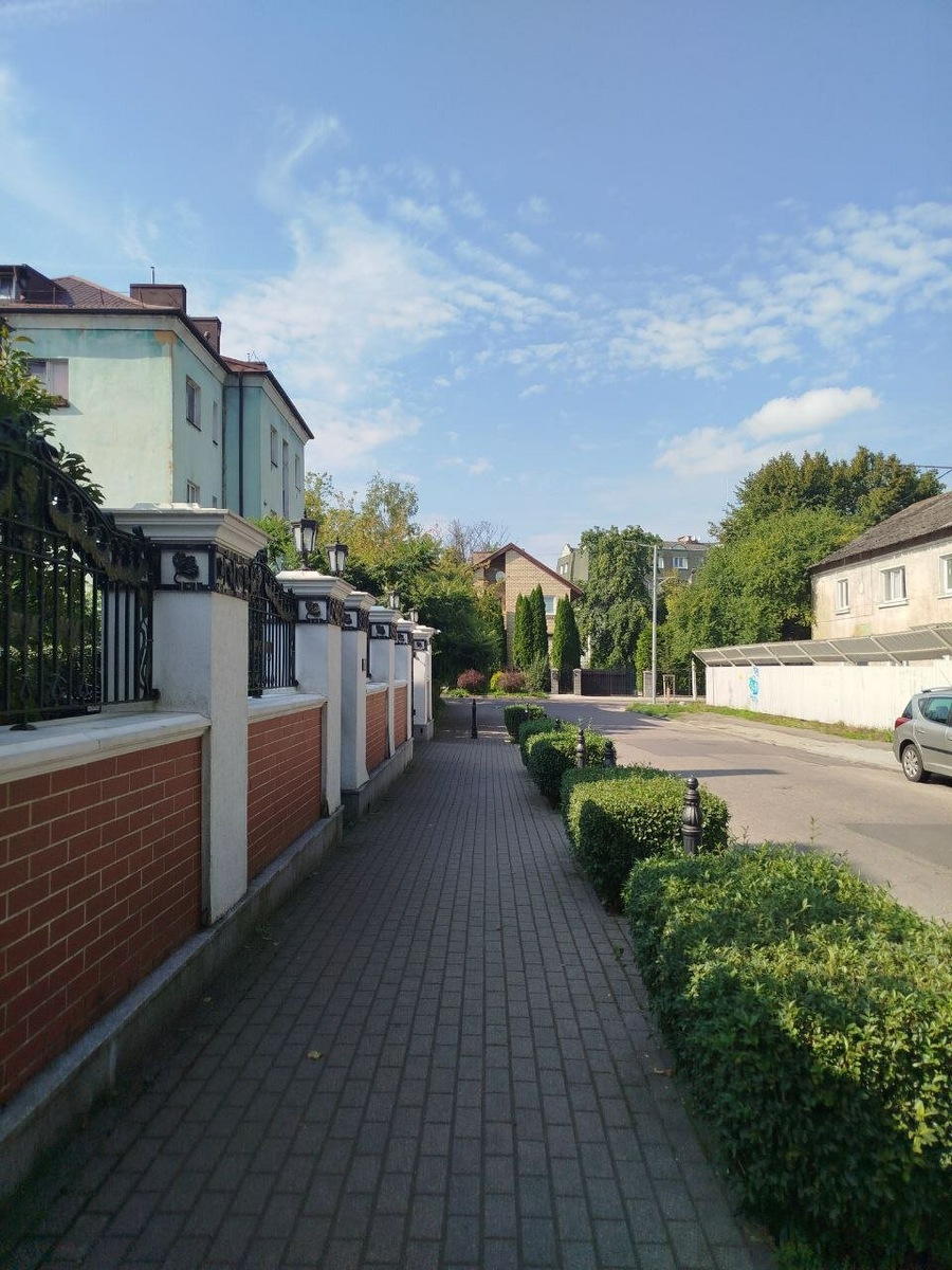 Жили мы совсем рядом с живописным Амалиенау — всего в 10 минутах ходьбы