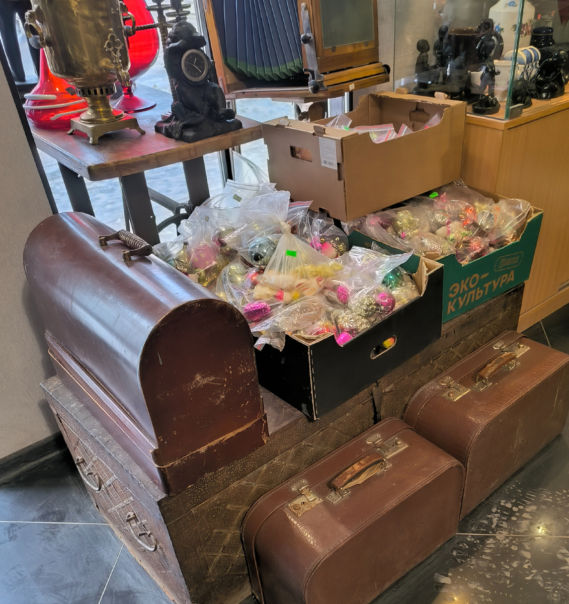 вековой сундучок