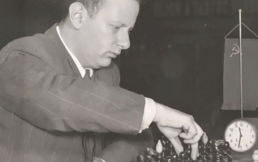 Самый гениальный аретендент в истории шахмат, так и не сыгравший матч с Ботвинником