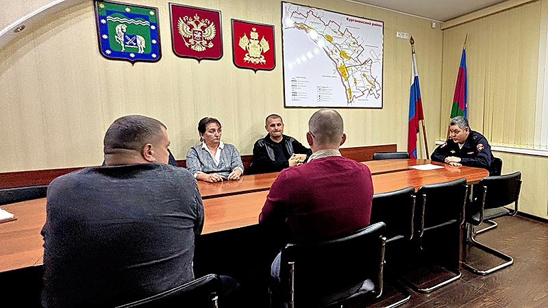    Полицейские провели заключительное заседание Общественного совета при ведомстве 2023-2025