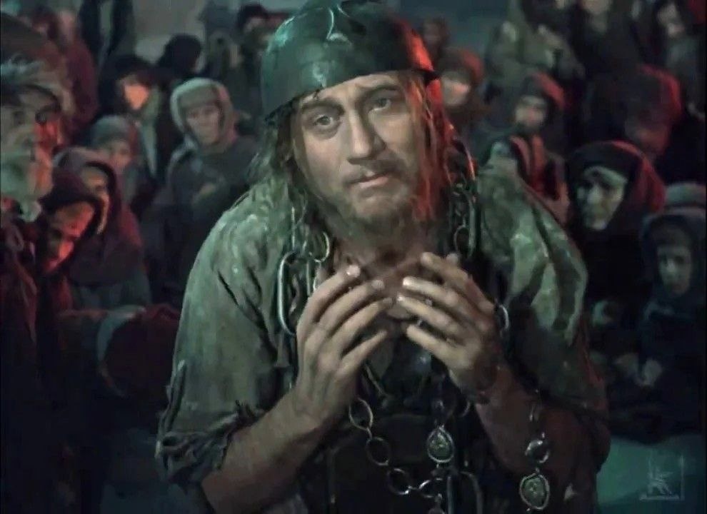 Певец Иван Козловский в роли Юродивого в опере Мусоргского "Борис Годунов", фотография из открытых источников Яндекса