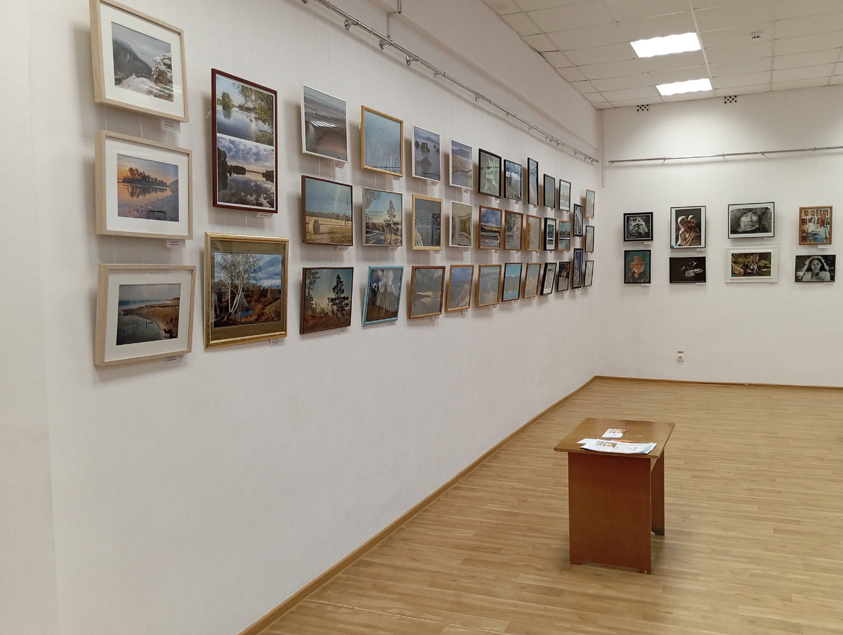 Выставочный зал Библиотеки Искусств