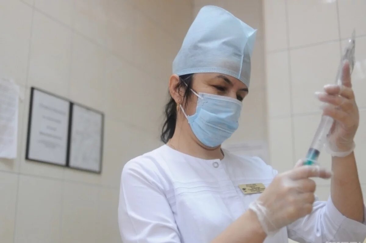    В Петербурге и Ленобласти растёт заболеваемость ОРВИ, гриппом и COVID‑19