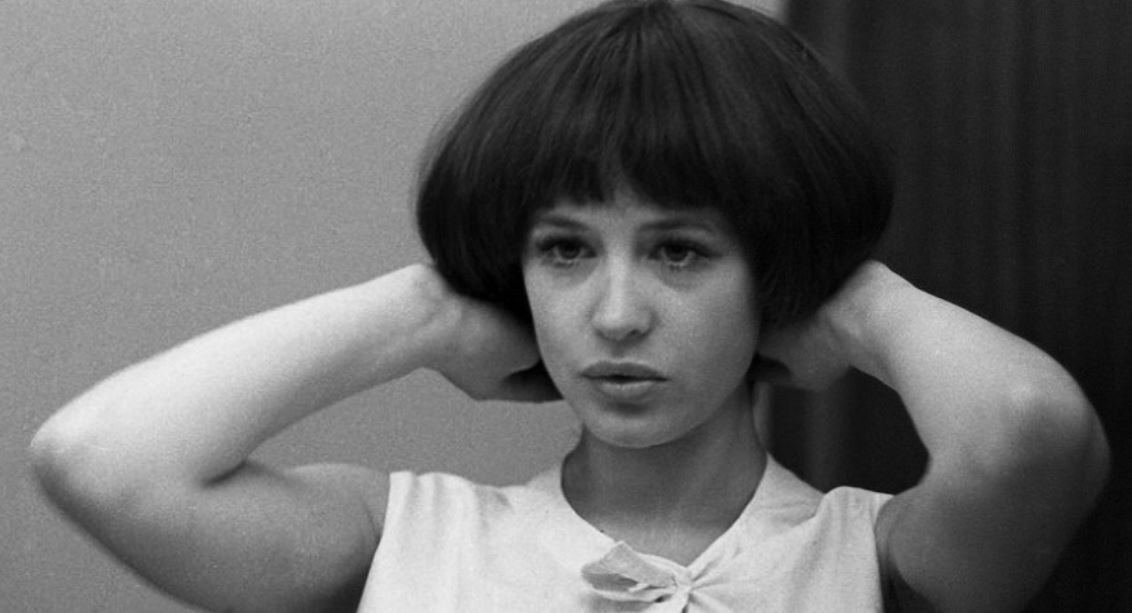 Марина Неёлова в молодости. 
