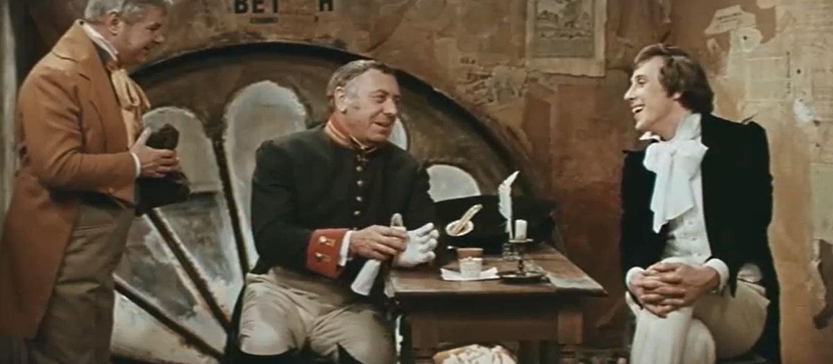 Кадр из кинофильма "Инкогнито из Петербурга", 1977 г., режиссер Леонид Гайдай, сценаристы Владлен Бахнов, Леонид Гайдай, композитор Александр Зацепин (скриншот)