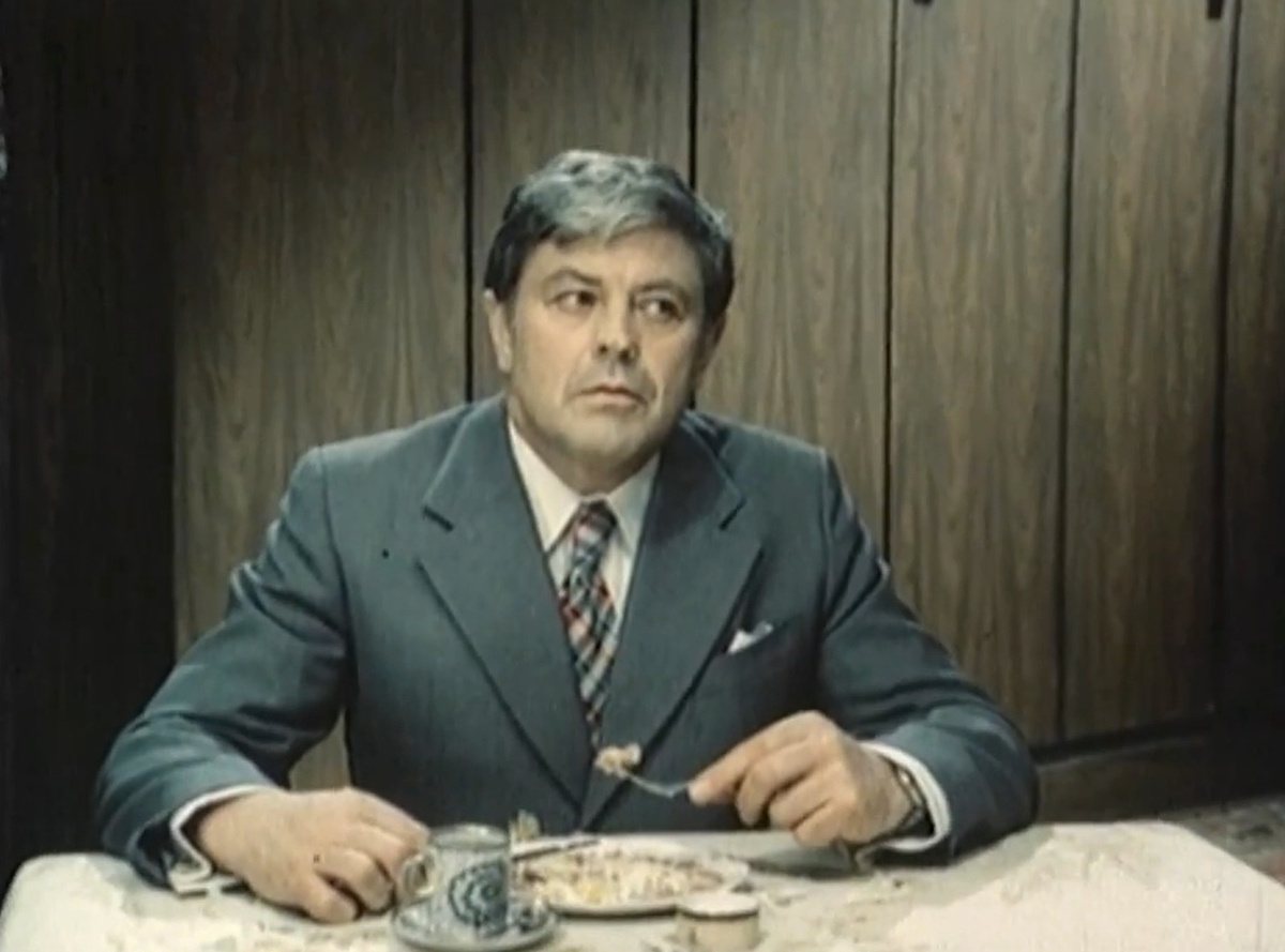 Кадр из кинофильма "Бегство мистера Мак-Кинли", Михаил Швейцер, сценарист Леонид Леонов, композитор Исаак Шварц (скриншот)