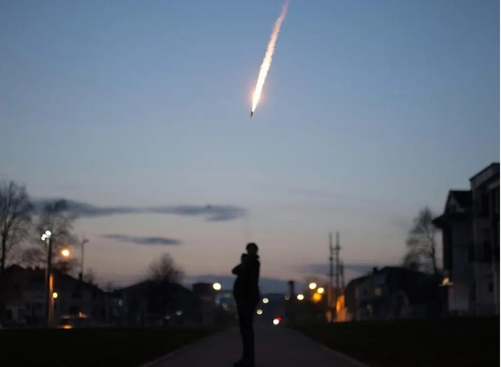     Фото сгенерировано нейросетью