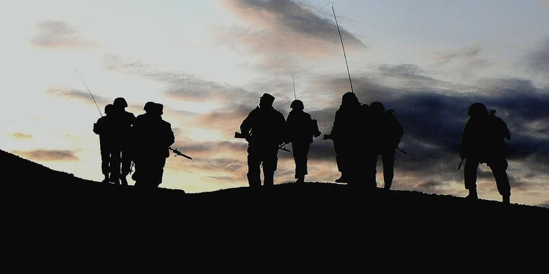 ЖИЗНЬ ЗА НИХ