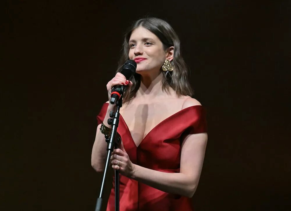    Аня Чиповская, Антон Хабаров, Нонна Гришаева на церемонии вручения премии "Звезда Театрала"