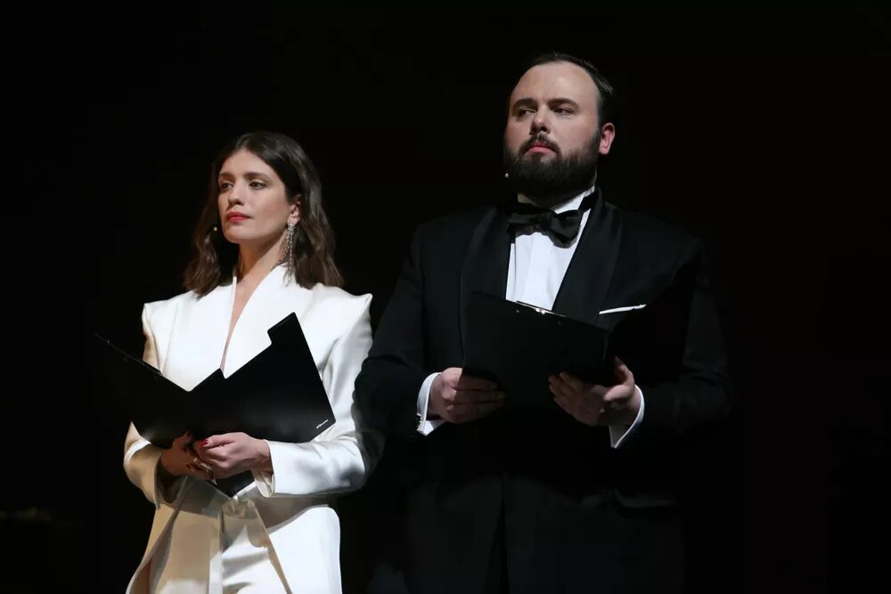 Аня Чиповская и Денис Самойлов📷
