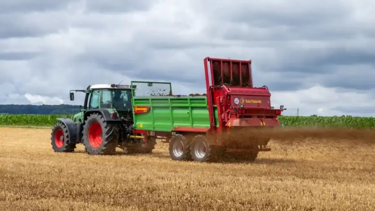 Фото: © StrautmannНовые разбрасыватели MS 105 и MS 120 от Strautmann