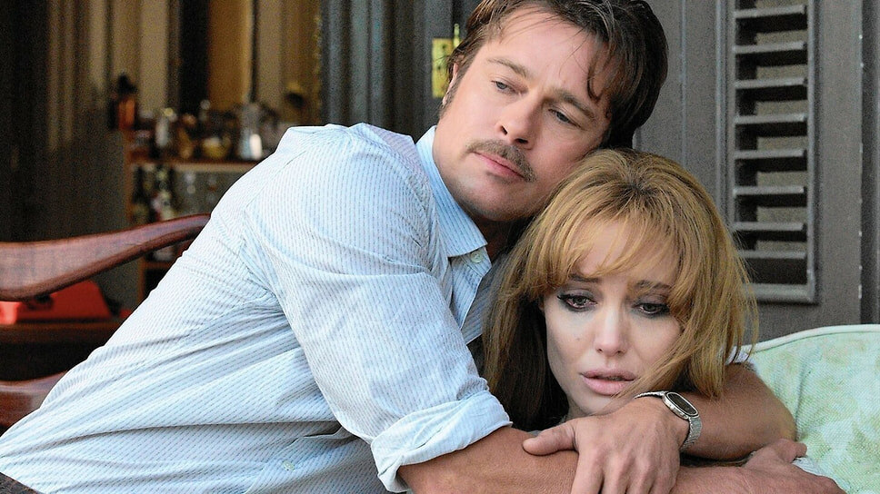 Кадр из фильма «Лазурный берег», режиссер Анджелина Джоли, 2015.📷Фото: Universal Pictures