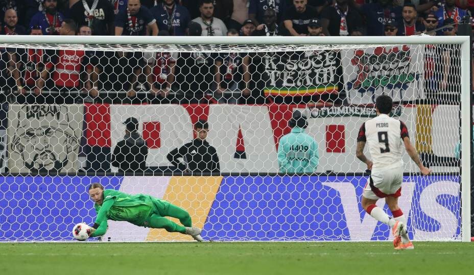 Сафонов стал главным героем Межконтинентального кубка, он принес команде трофей, отбив четыре пенальти! Что случилось в матче «ПСЖ» — «Фламенго»