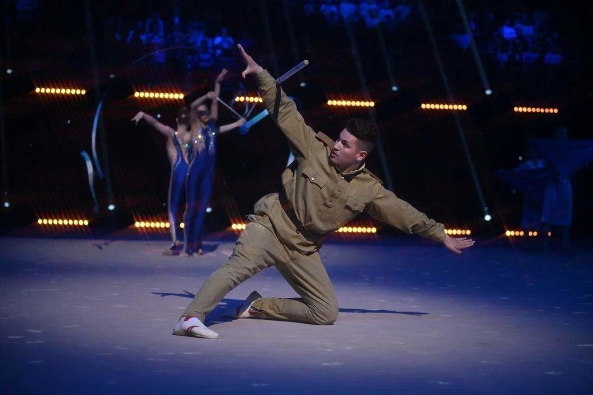    Упражнения без предмета. предоставлено Булатом Сунгатуллиным