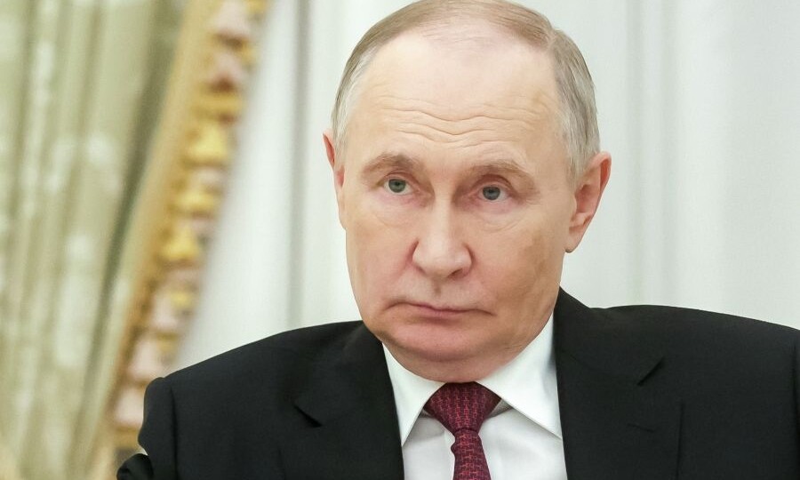 Лукашенко назвал Путина великим человеком и волкодавом в политике