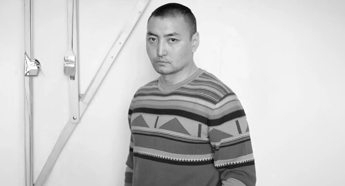 Чынгыз Айдаров работал с перформансом, живописью, графикой и видео, обращаясь в своих произведениях к политической и социальной реальности современного общества.