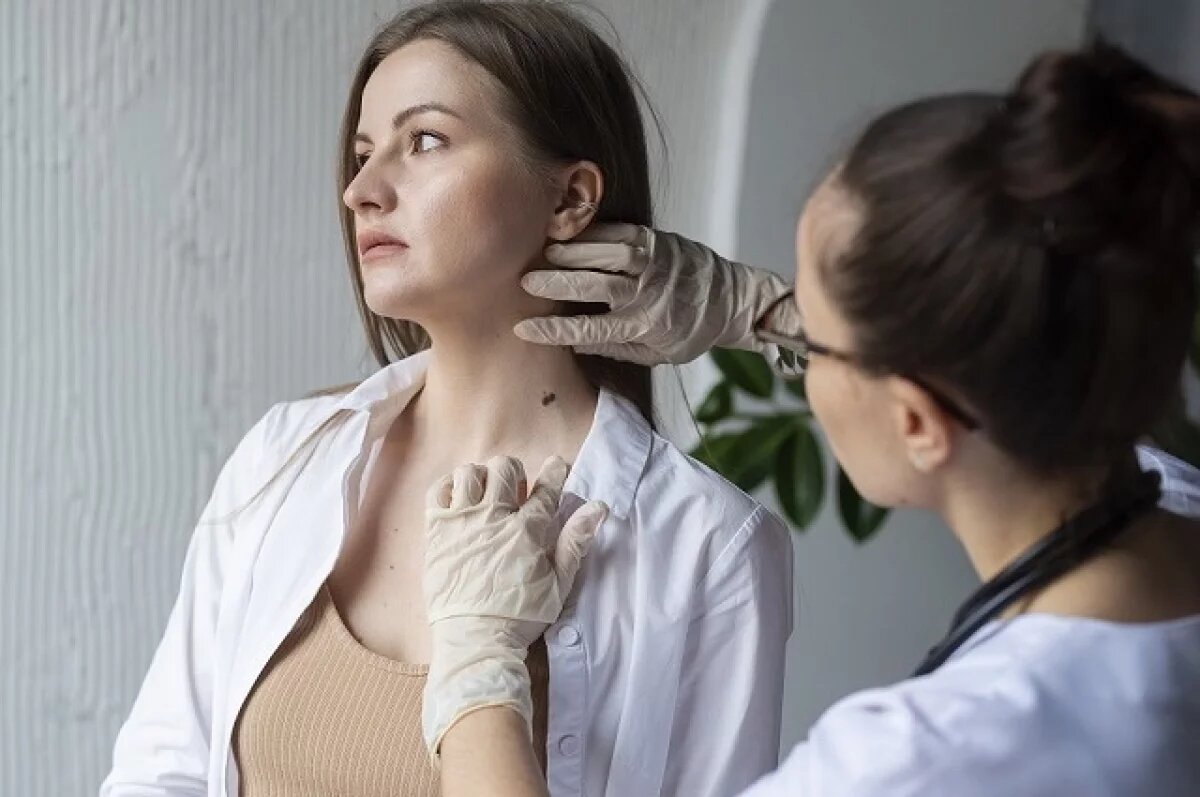    Профилактический осмотр родинок рекомендуется проходить ежегодно.