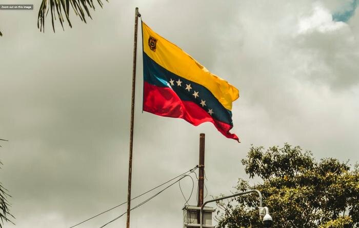 Обложка © Unsplash / roger kuzna