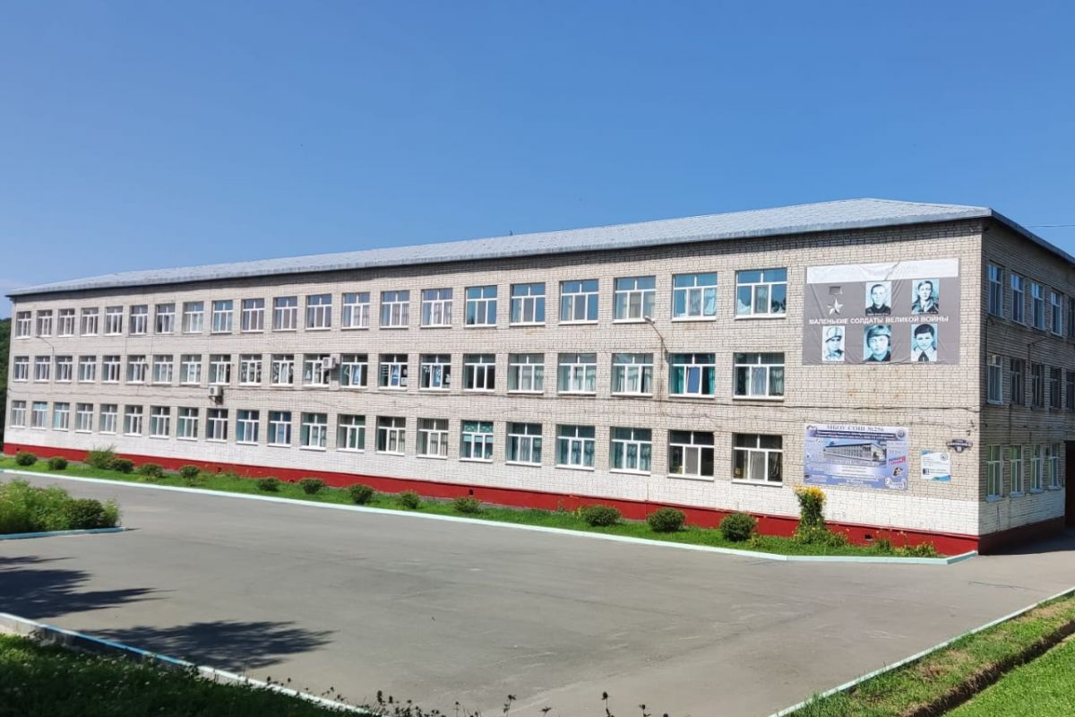 Новое современное оборудование для кабинетов технологии получила школа №256 в рамках краевых программ, направленных на повышение качества образования