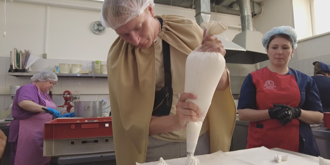 Экскурсия на кондитерскую фабрику. Поселок Усть-Абакан