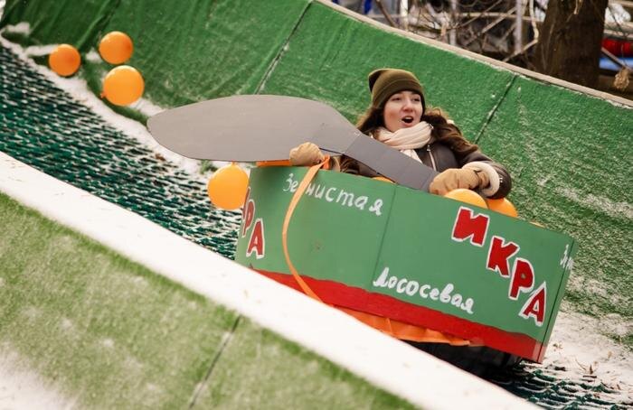 Фестиваль тюбингов «Mash на горке» в Москве. Обложка © Life.ru