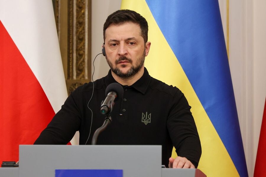    Глава киевского режима Владимир Зеленский / Источник: © ALBERT ZAWADA/EPA/ТАСС