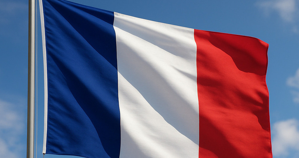 Стало известно об обысках и задержании экс-генпрокурора Украины во Франции