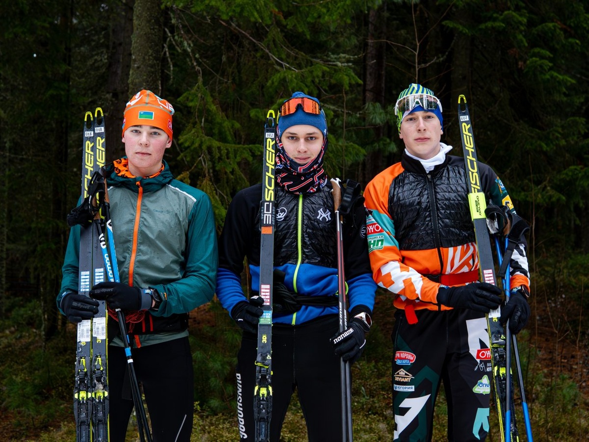    Молодым дали дорогу