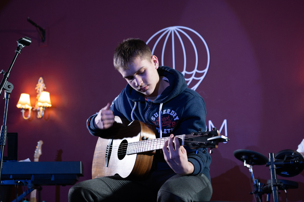 школа гитары в Санкт-Петербурге Kaada