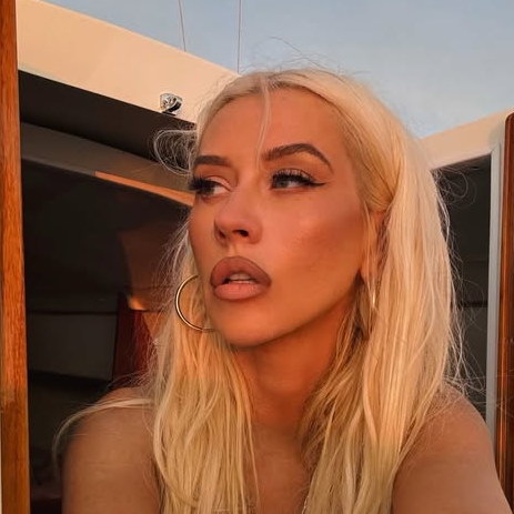     Сегодня 45 лет Кристине Агилере