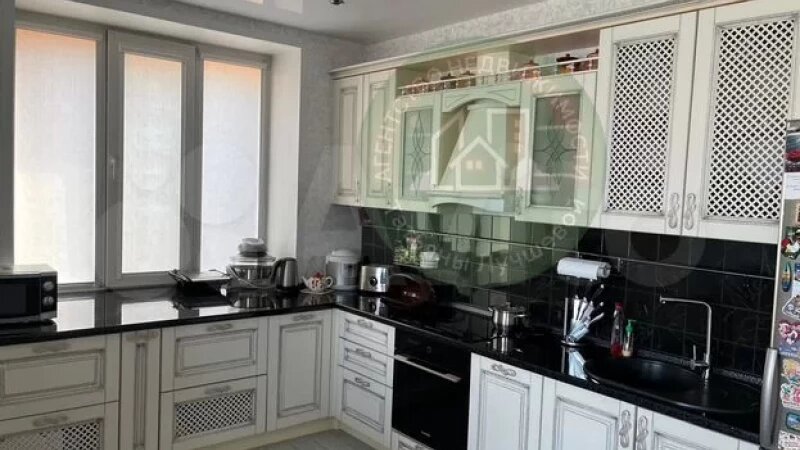     Квартиру с зеркалом в «другое измерение» продают в Барнауле. «Авито»