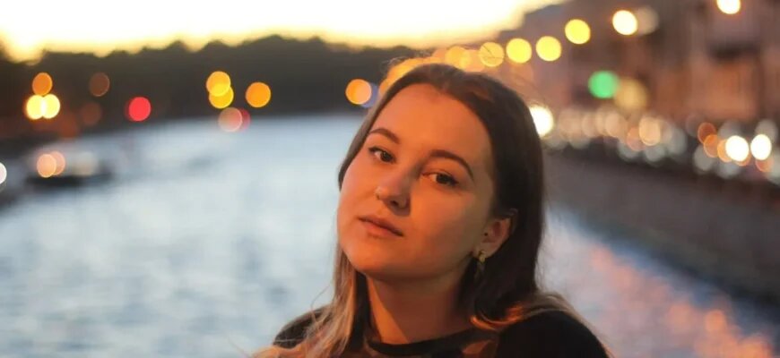    педагог и куратор медиакласса ГБОУ Школа № 2009 Мария Труничкина. Интервью о медиаобразовании Екатерина Милютина