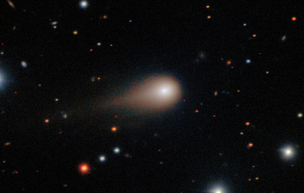    Комета 3I/ATLAS  NSF/AURA/Shadow the Scientis via Wikimedia Commons/CC BY 4.0