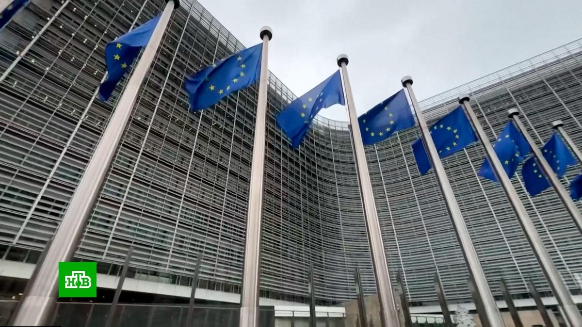    Евросоюз на неопределенный срок заморозил российские активы