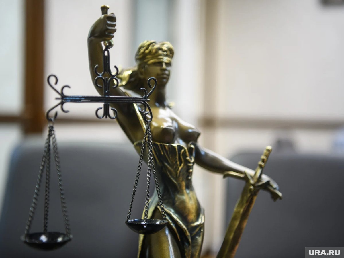     Суд приговорил Чернова к семи годам лишения свободы условно