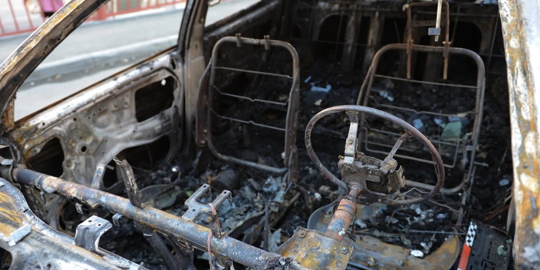 Житель Тюменской области из ревности сжег автомобиль соперника