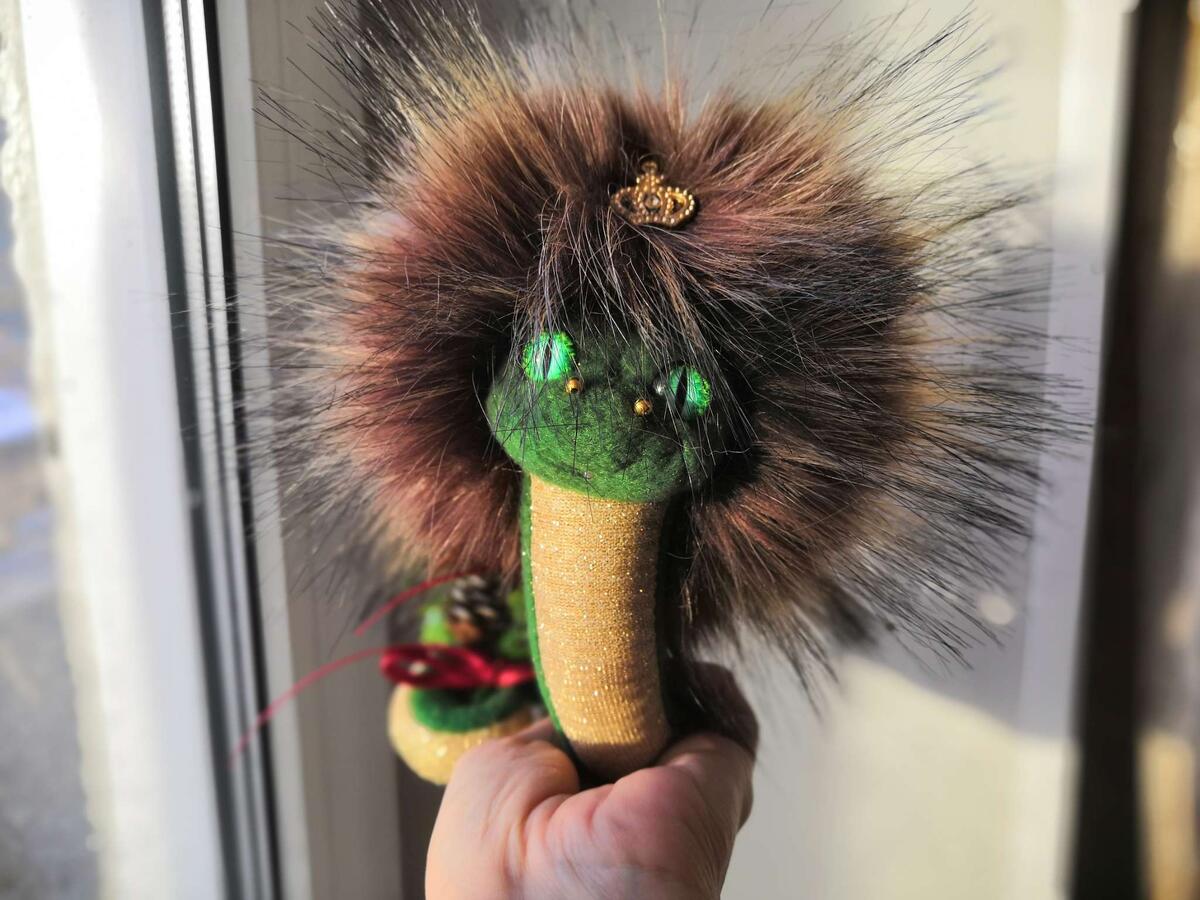 Бонджовик- родоночальник змеиного царствия))