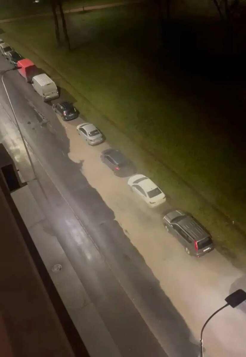    Фото: скриншот видео телеграм-канала Мегаполис | ДТП и ЧП | Санкт-Петербург | Питер