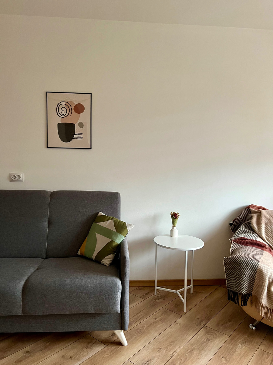 Пыталась вспомнить, как выглядит моя квартира 