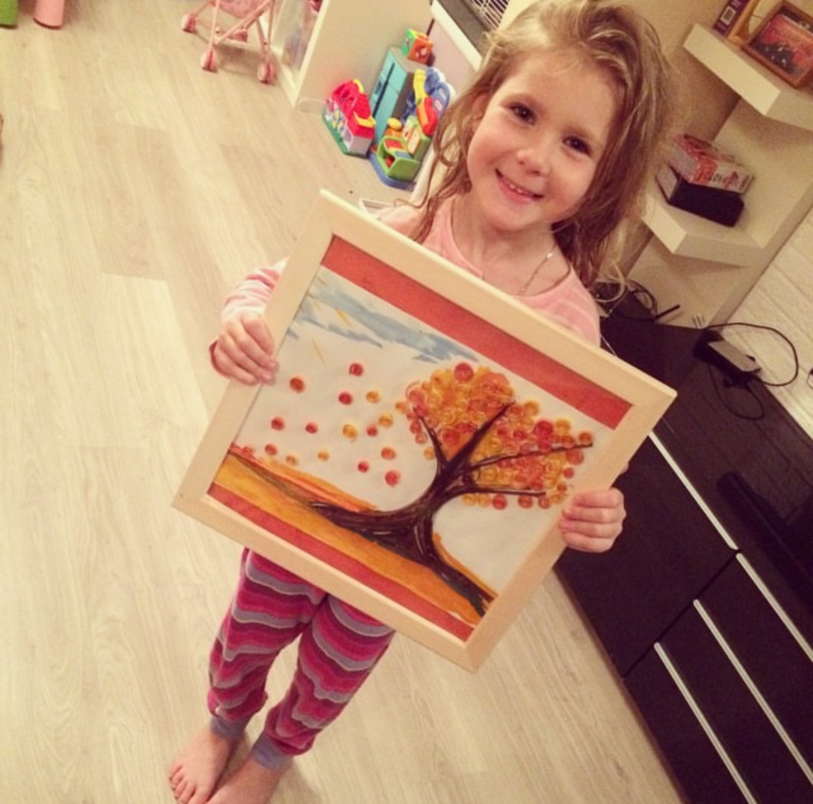 Первая совместная работа в технике контурного квиллинга