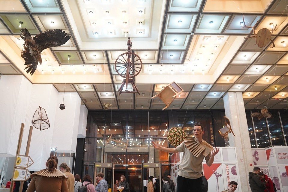    В галерее «Новое пространство» Самарской областной научной библиотеки пройдет три концерта для ценителей классики и авторской музыки. Светлана МАКОВЕЕВА