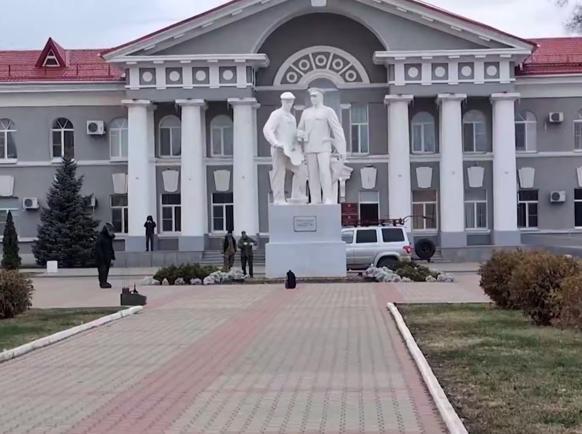    Студентка колледжа пыталась устроить теракт в мэрии Волгодонска