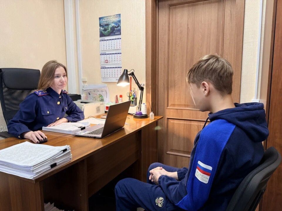    Задержанные по обвинению в диверсии. Источник: Следственное управление СК России по Алтайскому краю